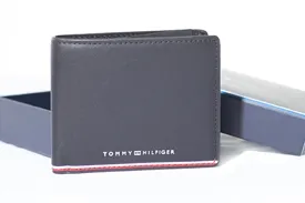 CARTEIRA TOMMY HILFIGER COMMUTER MINI PRETA U